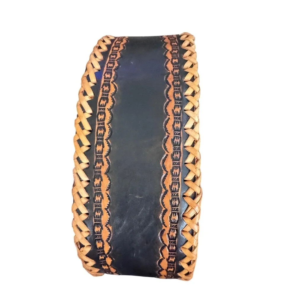 Vintage HandTooled‎ Leather Crossbody Mexico Aztec Mayan Calendar Boho Preloved